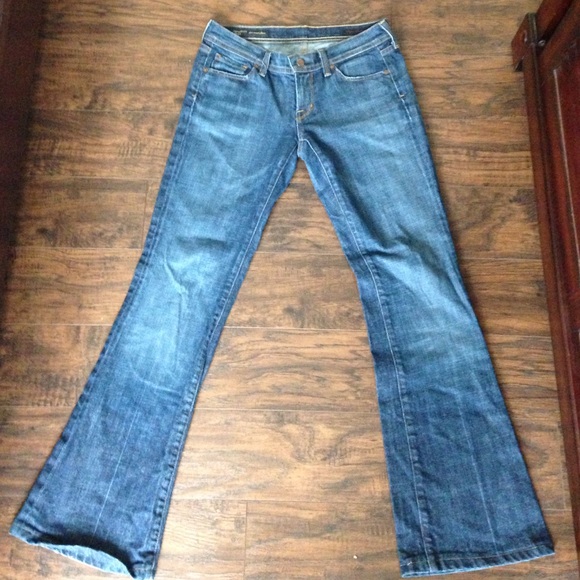 Citizens of humanity low rise flare jean size 27