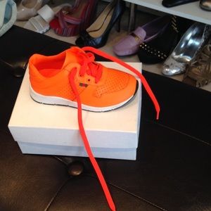 Gucci shoes us size 8