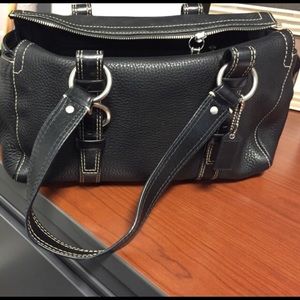 Black Coach Authentic! 🎁👜