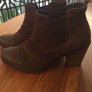 Paul green brown leather booties