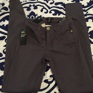 Brand new H&M grey slim fit jeans 👖❤️
