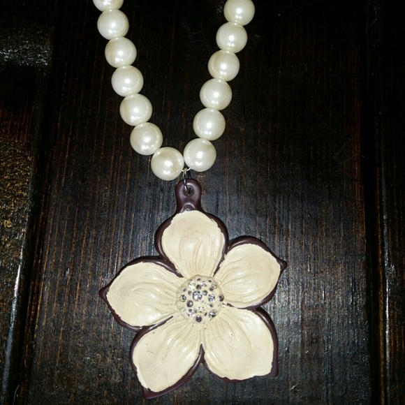 Pearl necklace