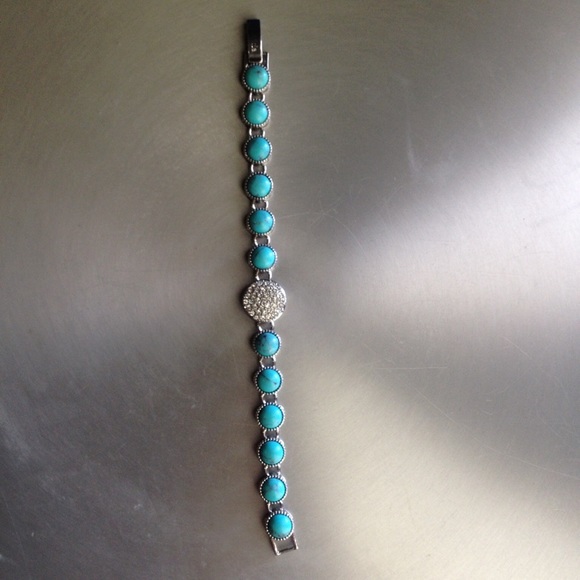 Lia Sophia turquoise Bracelet. Like new.