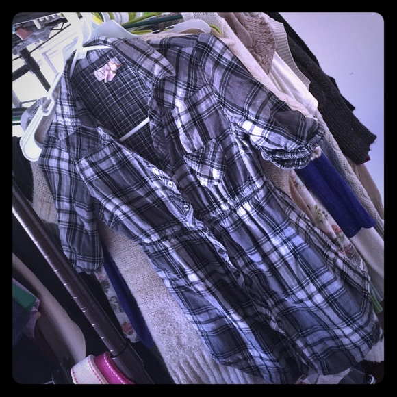 Checkered flannel top🎀