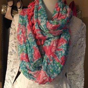 Lilly Pulitzer lobstah roll Pom infinity scarf