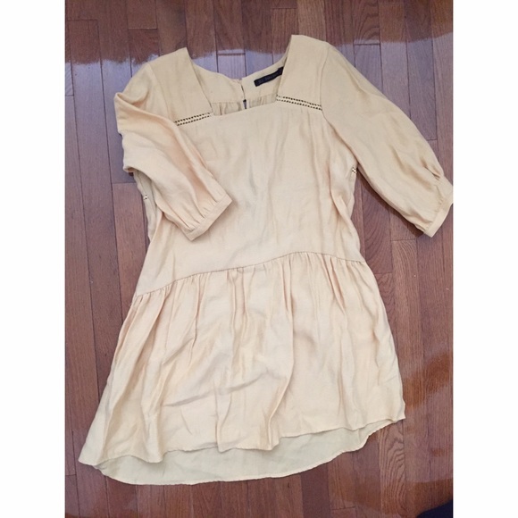 Zara yellow 3/4 sleeve tie back dress sz Sm