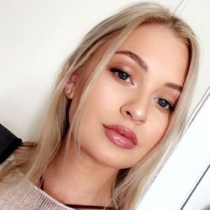 Meet your Posher, Maddie