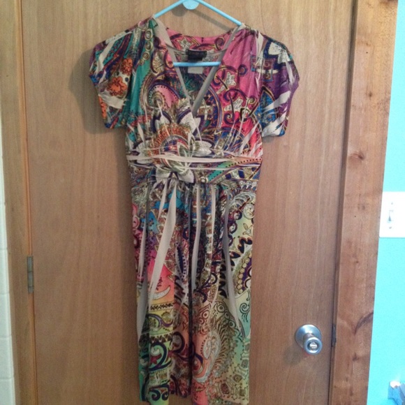 Patterned dress - Picture 1 of 3
