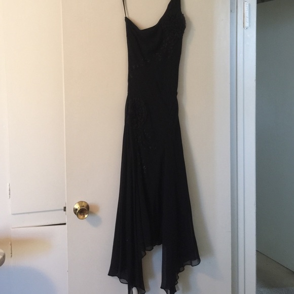 One shoulder black dress
