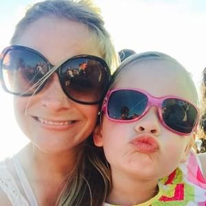 Meet your Posher, Stefanie