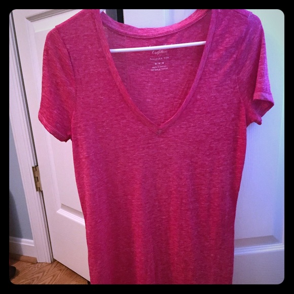 American Eagle favorite tee