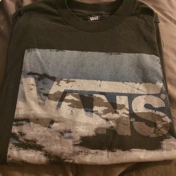 Men's large Vans shirt