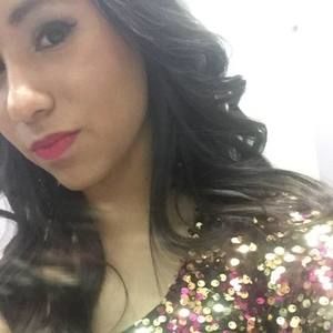 Meet your Posher, Annalysia d.