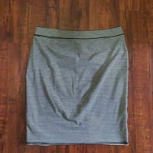 Black and white striped stretch skirt