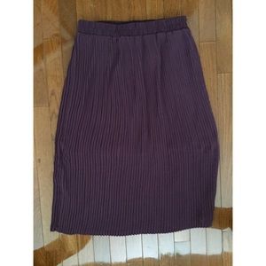 Nordstrom Lush purple pleat skirt L (fits Sm-Med)
