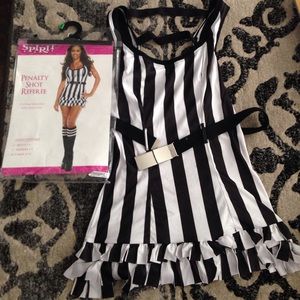 Referee costume M\L one worn once