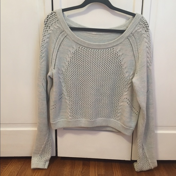 Lululemon women's cropped sweater