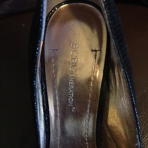 Shoes - Picture 3 of 3