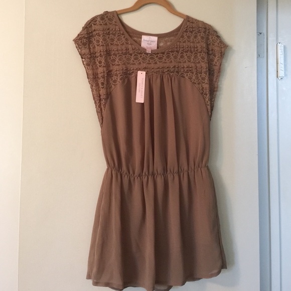 Taupe color top