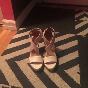 Jean - Michael Cazabat wedges in a 7.5.