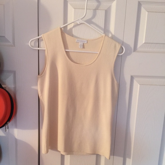 Sleeveless cream top. - Picture 1 of 1