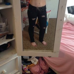 ‼️black distressed jeans size 7(read below)‼️