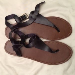 Thong sandals (2)  from Mossimo
