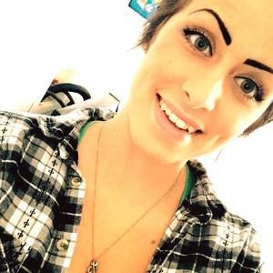 Meet your Posher, Mikayla