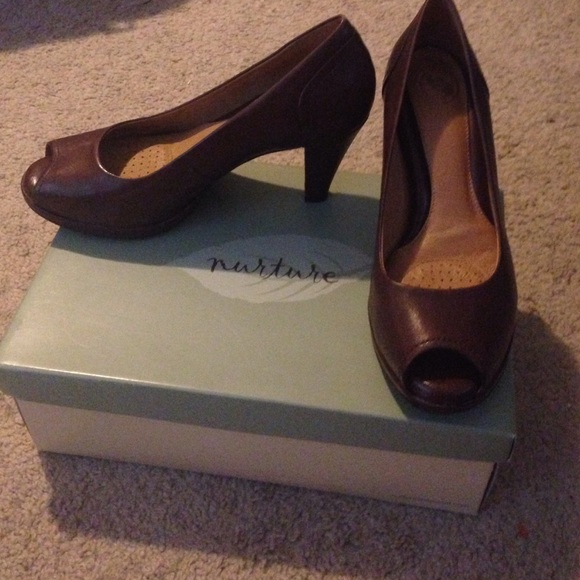 Open toed brown pumps