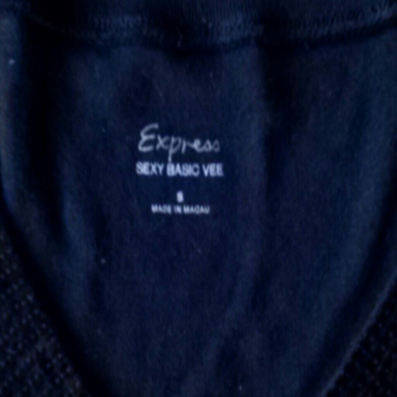 Sequin v neck top - Picture 2 of 2