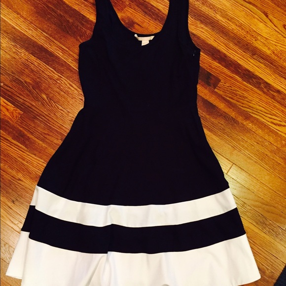 Banana Republic fit and flare dress - Picture 1 of 3