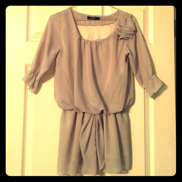 Silky dress blouse!