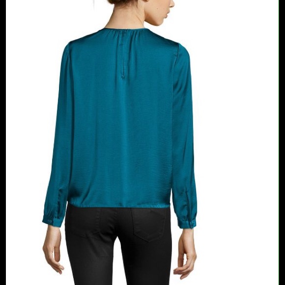 💕SOLD💕 VINCE Teal Satin Draped CrossFront Blouse - Picture 3 of 3