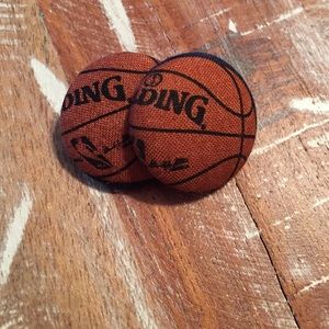 For those basketball lovers! Medium earrings!