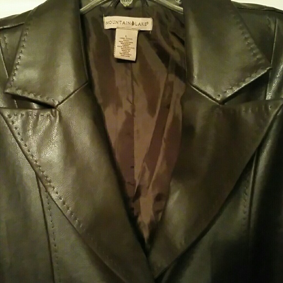 SOLG Gorgeous man made leather jacket. - Picture 2 of 3