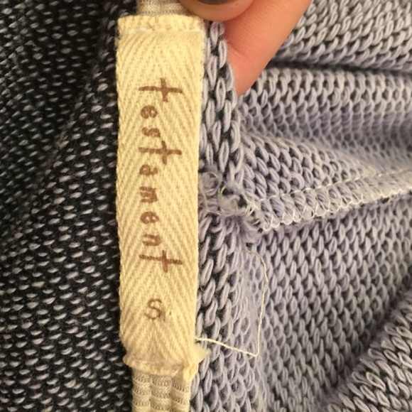 Testament Size Small Sweater - Picture 3 of 3