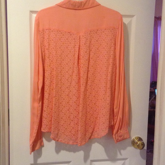 Worn once, grew out of it - Picture 2 of 2