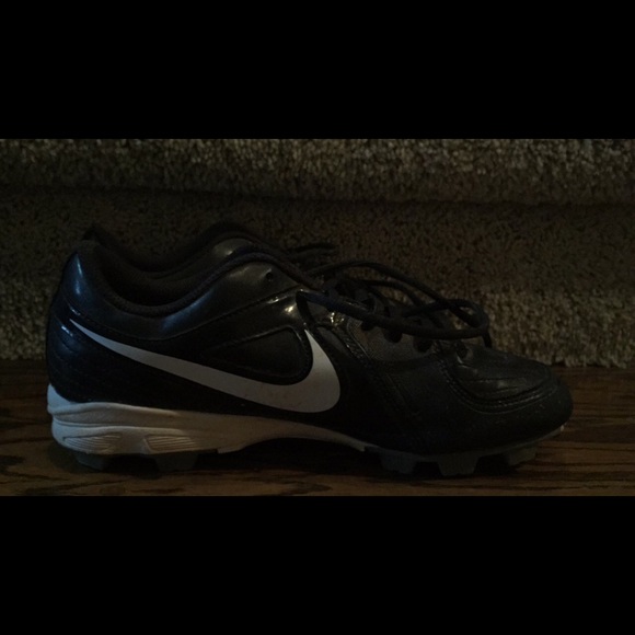 Nike Softball Shoes