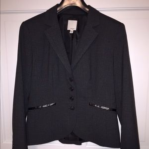 SOLD - Halogen blazer - size 6P