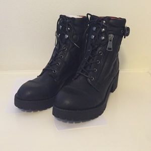 Guess combat boots