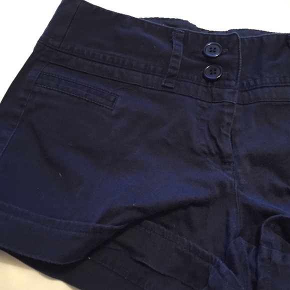 Small navy blue shorts - Picture 2 of 4