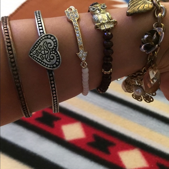 Bracelets - Picture 2 of 2