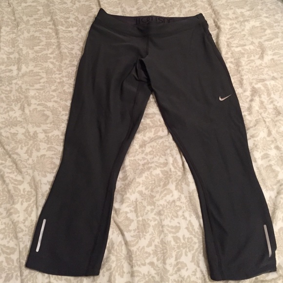 Nike Capri workout pants