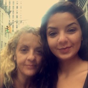 Meet your Posher, Miriam