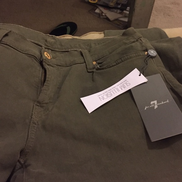 Hudson. Olive colored jeans. Skinny illusion.