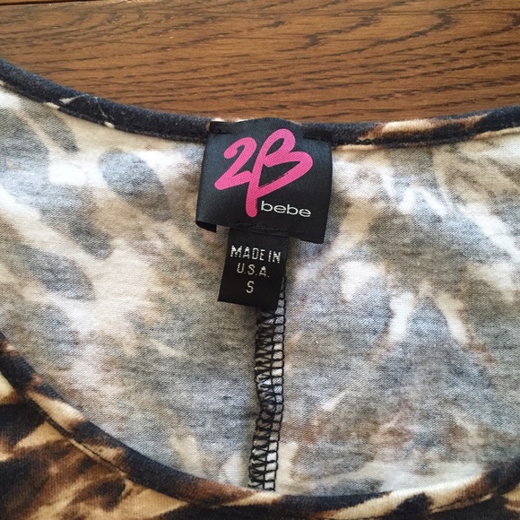 ✨Patterned Dress ✨ - Picture 3 of 4