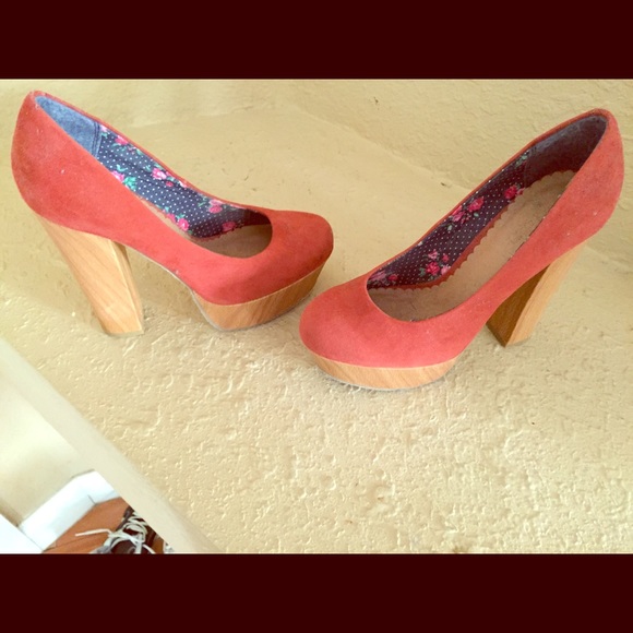 Brown heels