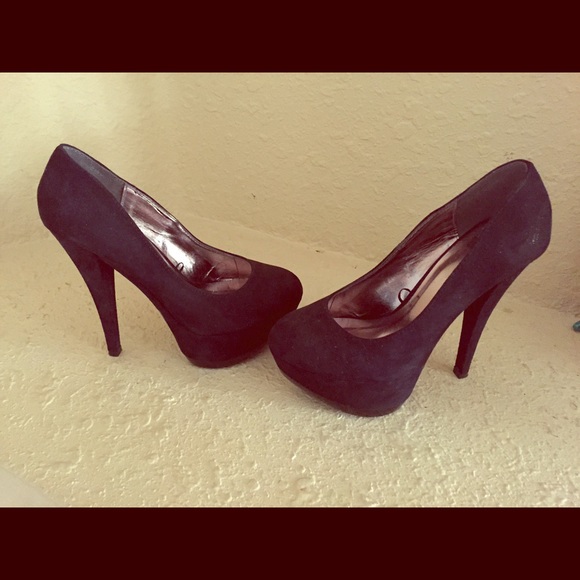 Black heels