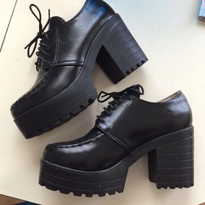 Black Chunky Oxford Booties