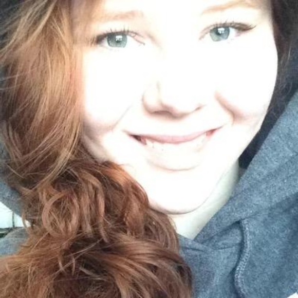 Meet your Posher, Ashley - Picture 1 of 1